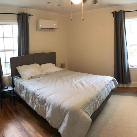 Renovated Space Close To Downtown - A Дарем Экстерьер фото